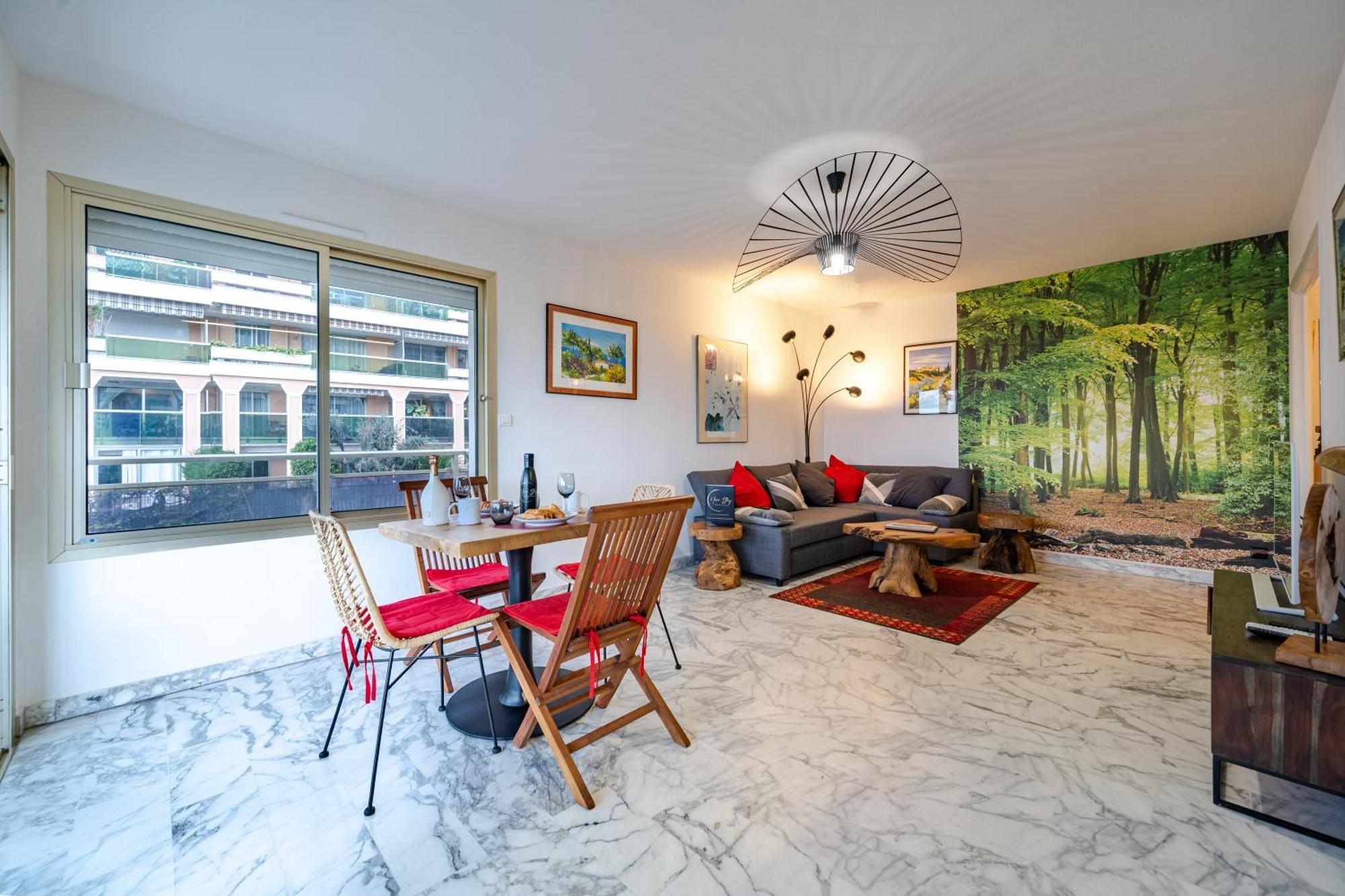 Magnifique 2 Pieces Vue - Parking Proche *