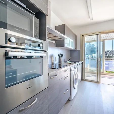 Magnifique 2 Pieces Vue Mer - Parking Proche Plage Saint-Laurent-du-Var Exterior foto