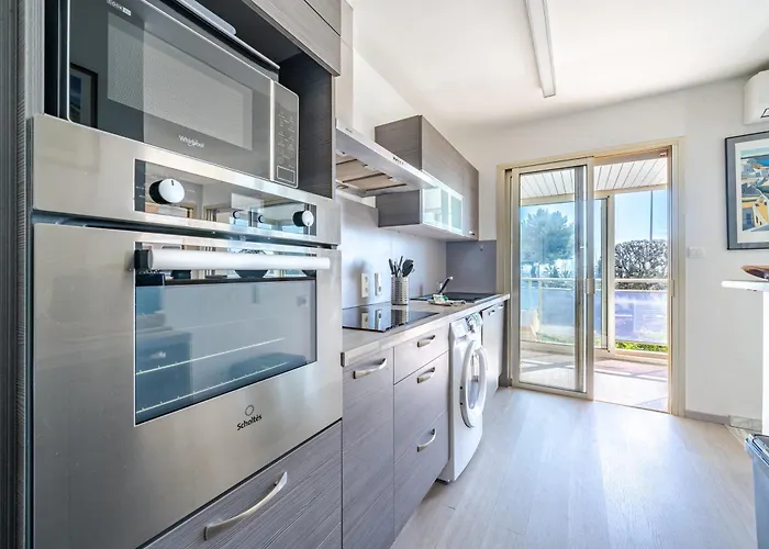 Magnifique 2 Pieces Vue Mer - Parking Proche Plage