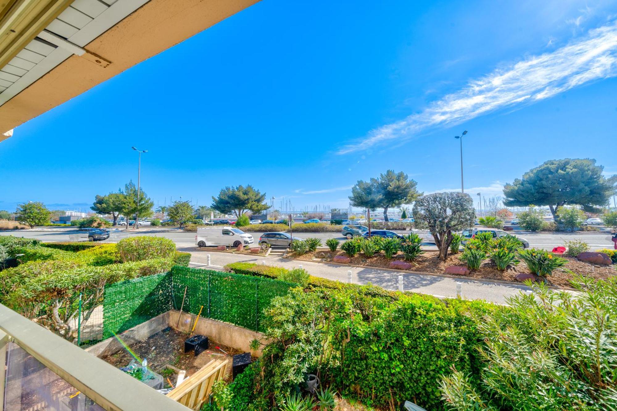 Appartement Magnifique 2 Pieces Vue - Parking Proche Saint-Laurent-du-Var